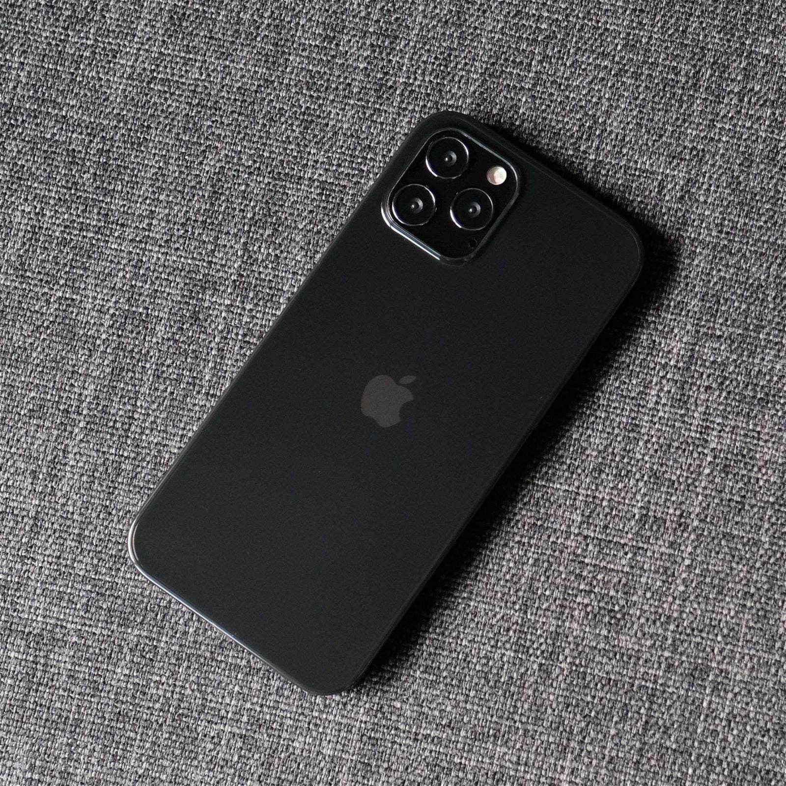iPhone 12 Pro - Ultra Thin Case - 11zeros