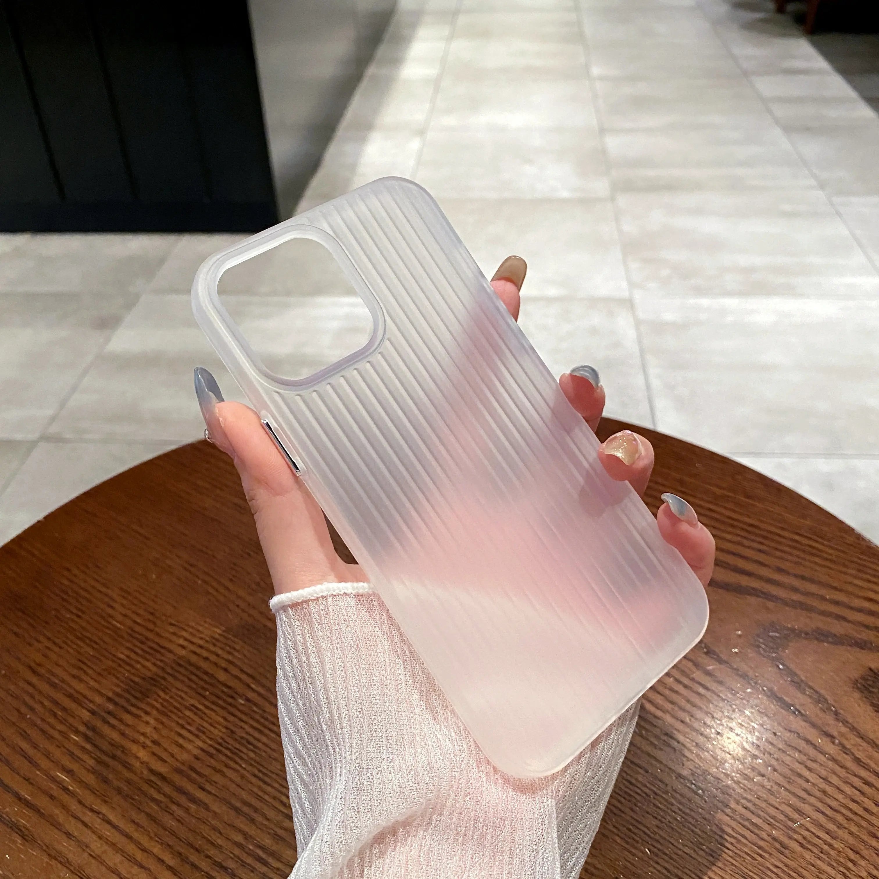 iPhone 16 Pro - Groove Thin Case
