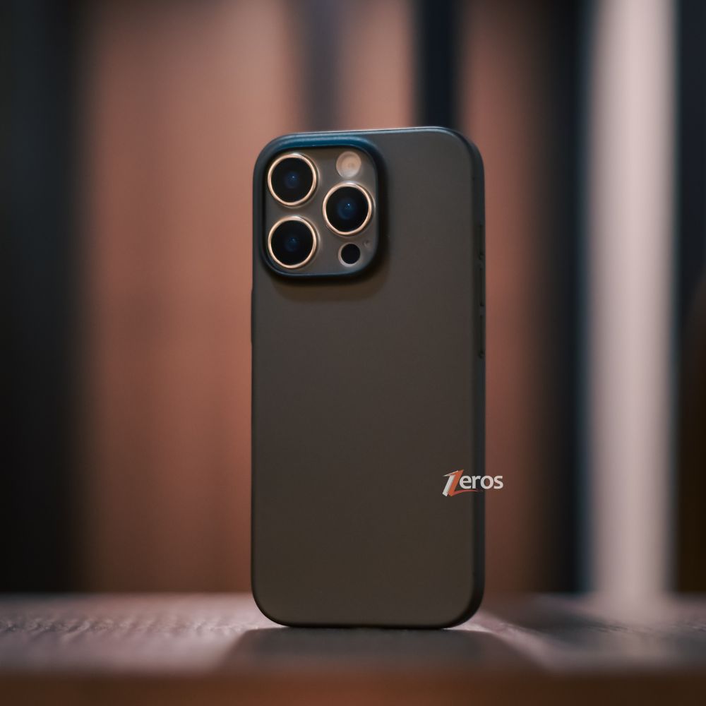 iPhone 16 Pro Max - Ultra Thin Case