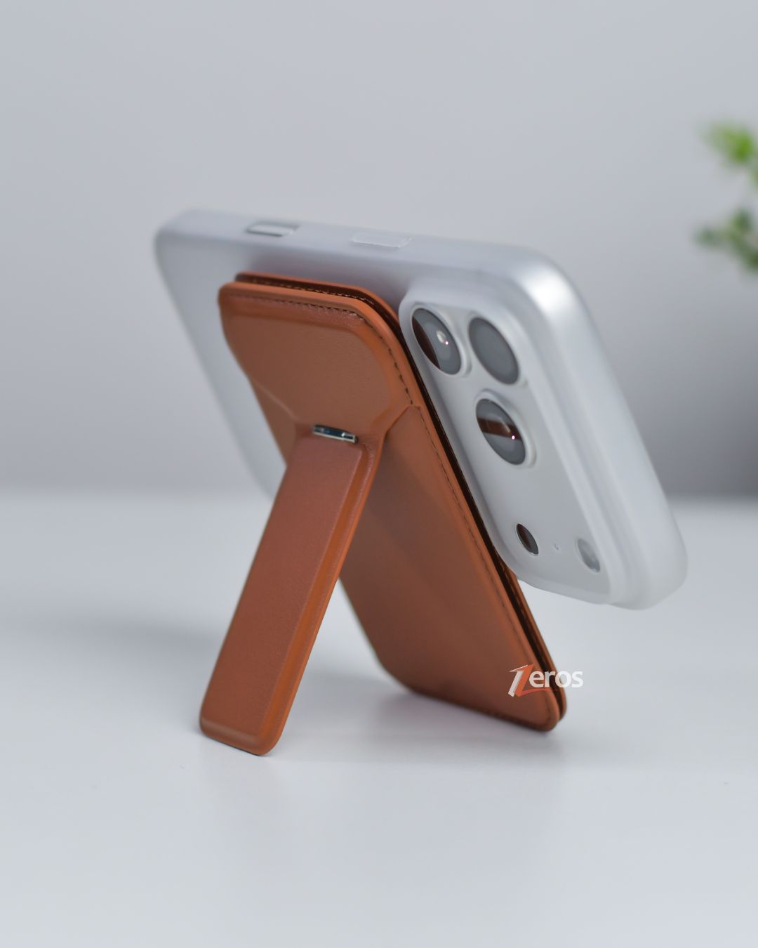 Magstand Wallet