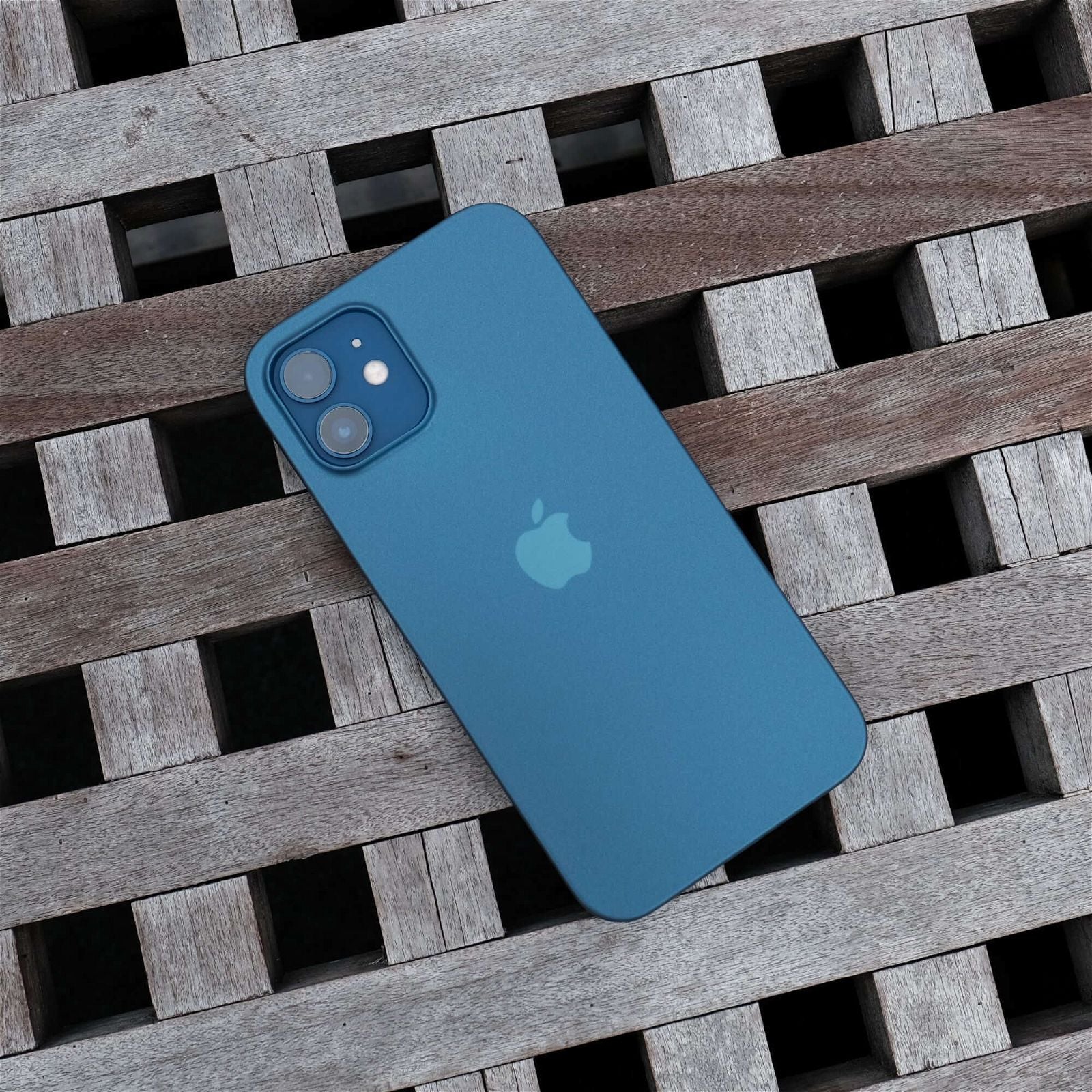 iPhone 12 - Ultra Thin Case - 11zeros