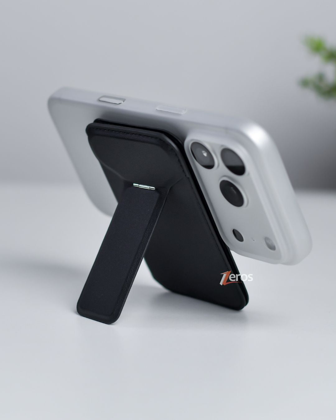 Magstand Wallet